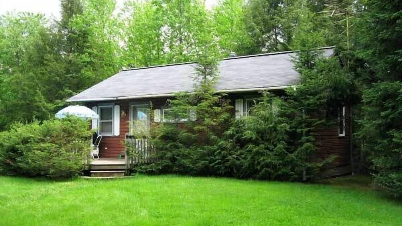 Photo of Buildings in Waterbury Center