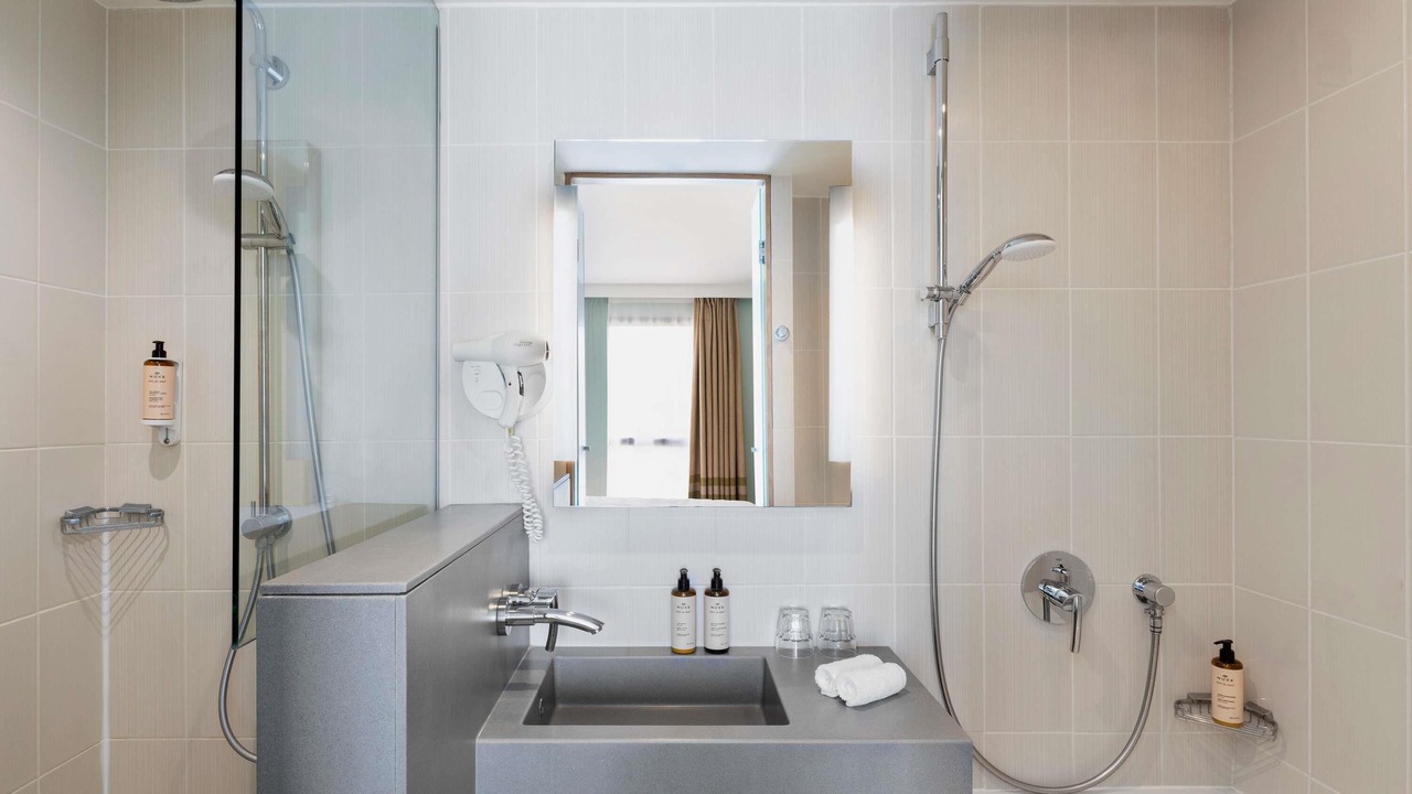 Photo of Bedroom in Saint-Leu