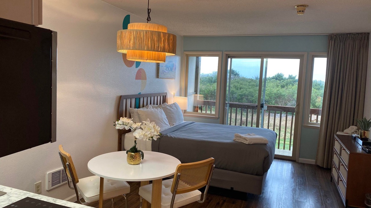 Photo of Bedroom in Ocean Shores