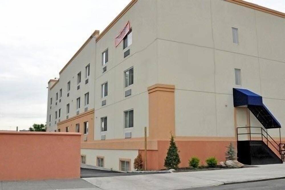 Photo of Outdoor in Soundview