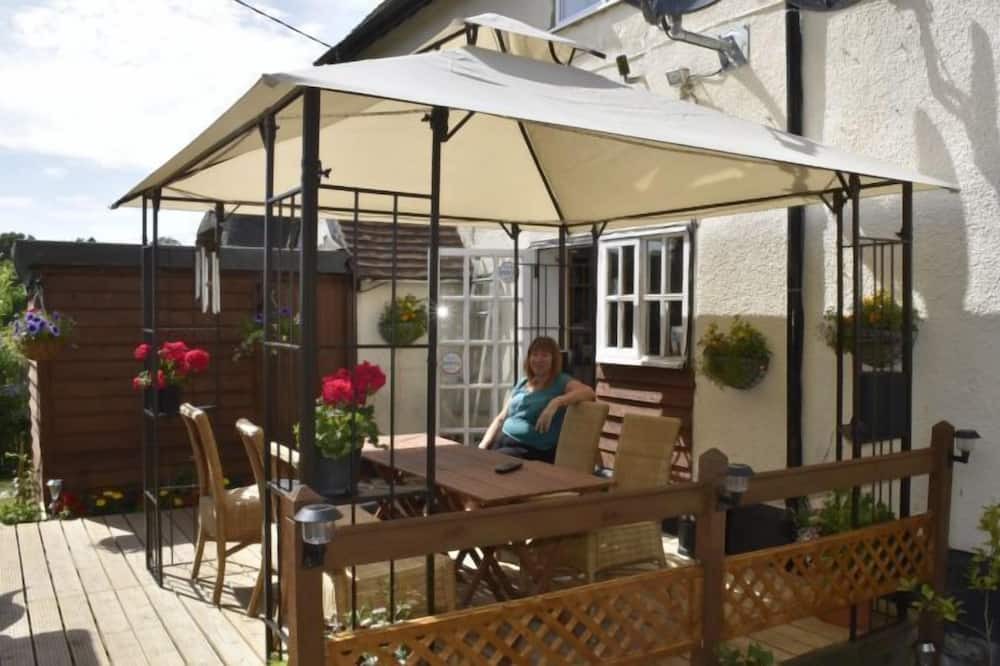 Photo of Patio Balcony in East Tisted