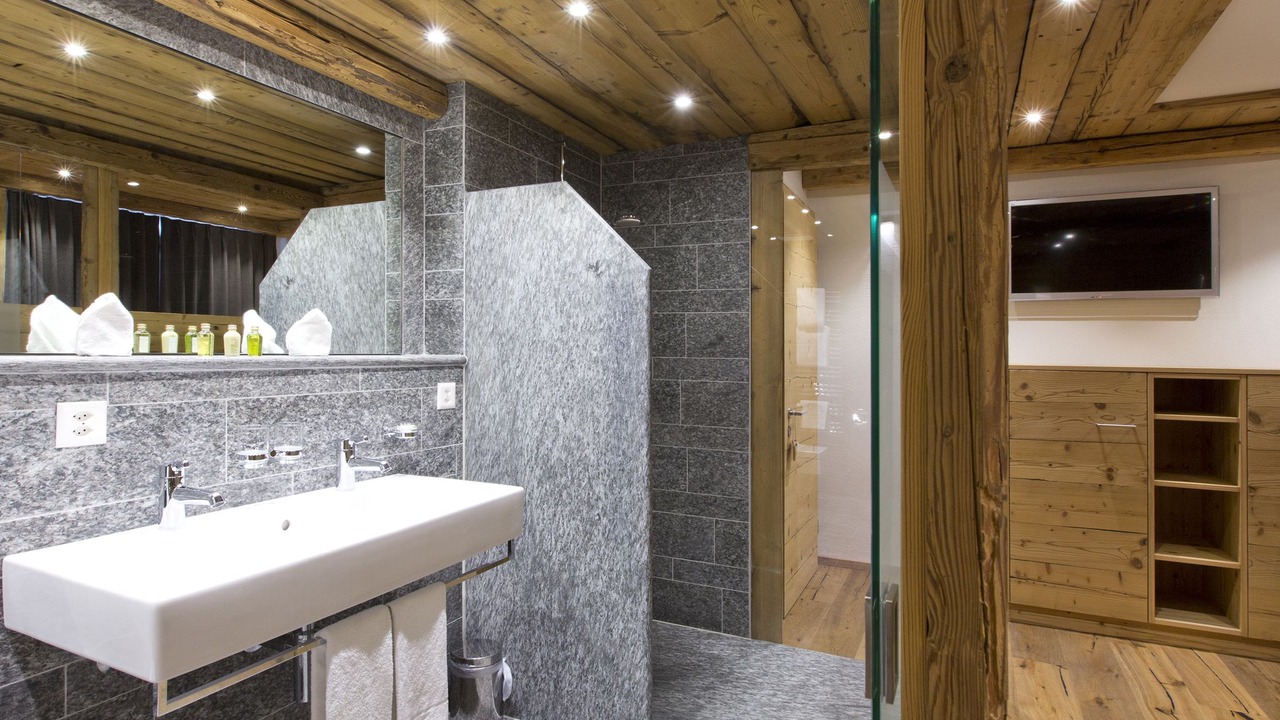 Photo of Bathroom in Zernez