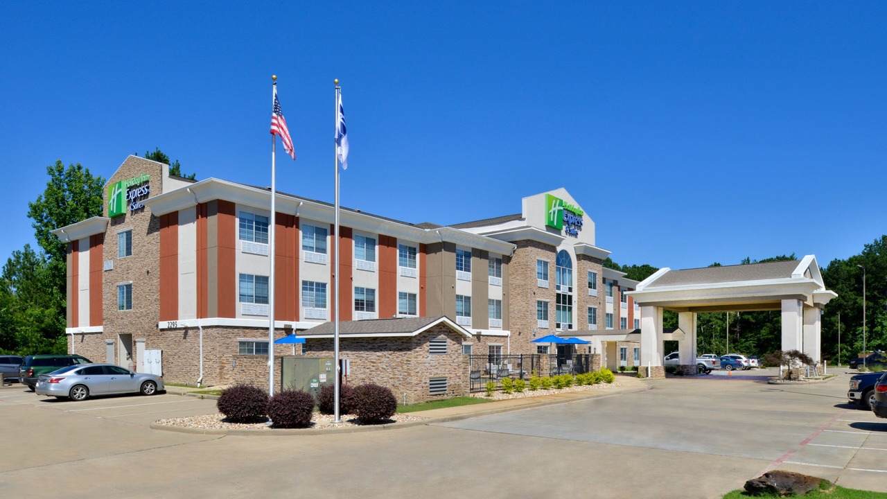 Photo of Outdoor in Carthage