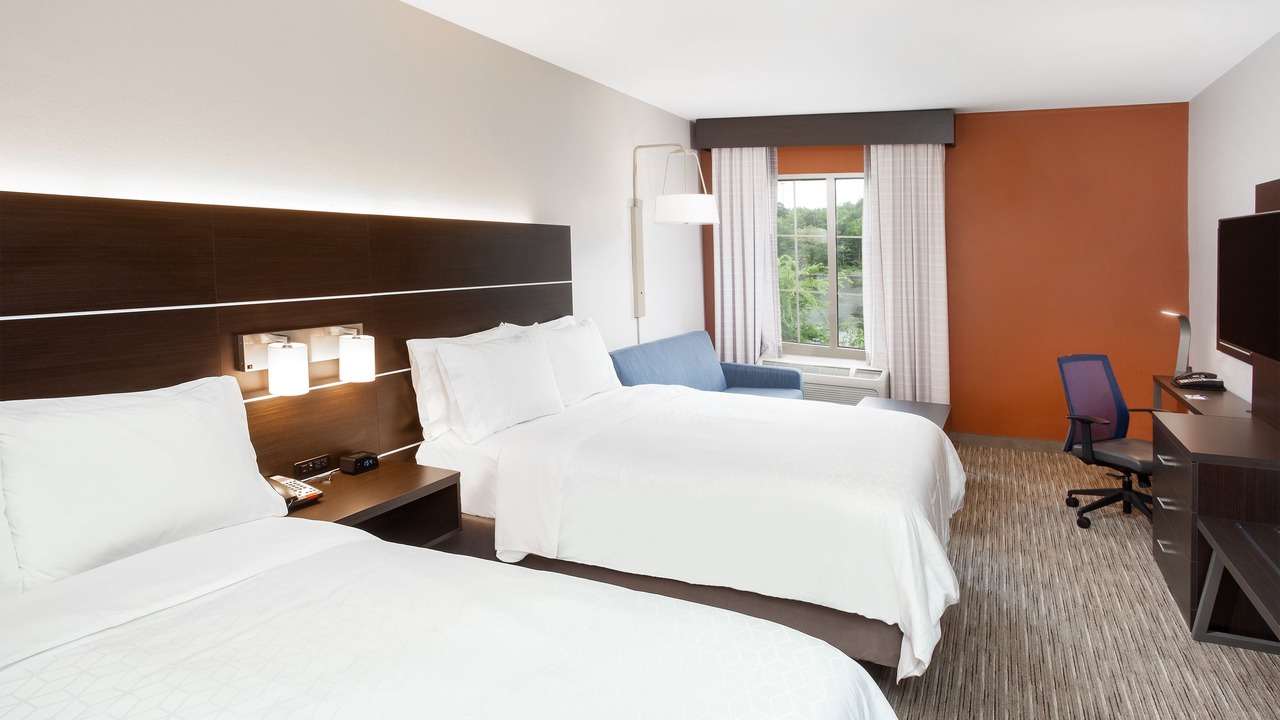 Photo of Bedroom in Haskell