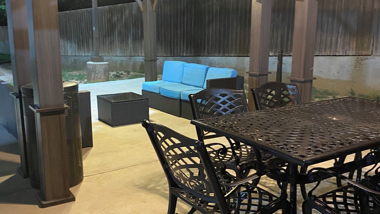 Photo of Outdoor in Ira