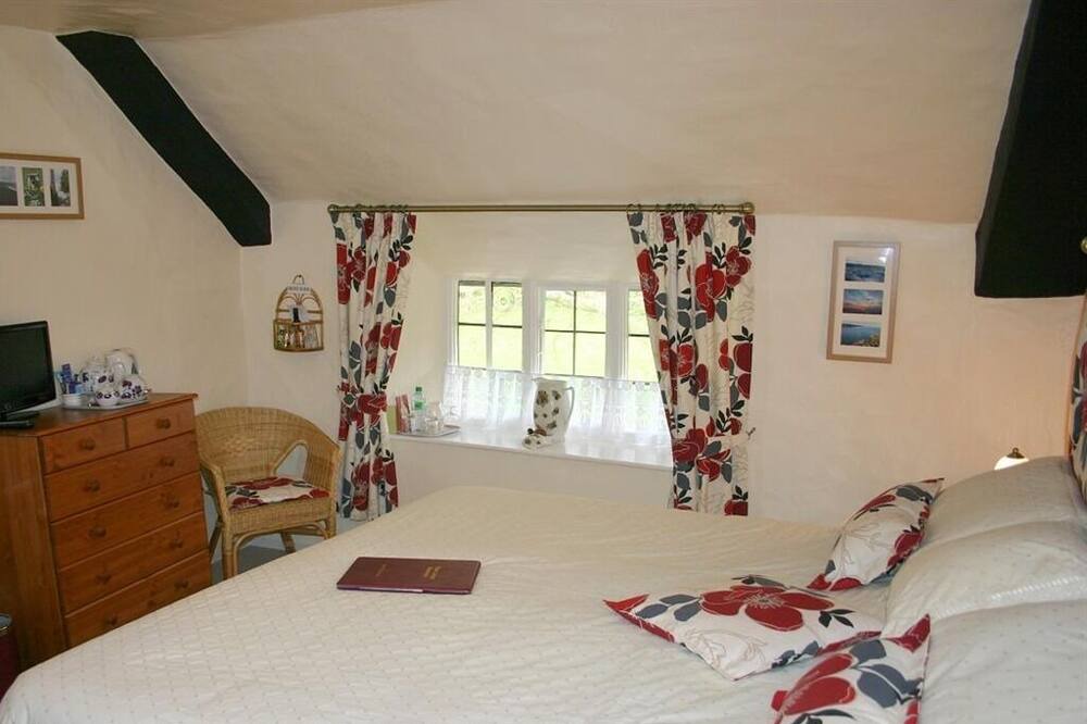 Photo of Bedroom in Bossington