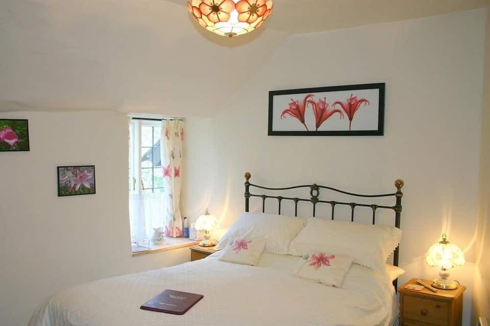 Photo of Bedroom in Bossington