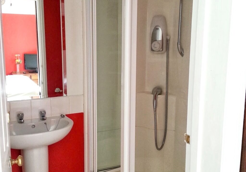 Photo of Bedroom in Claygate