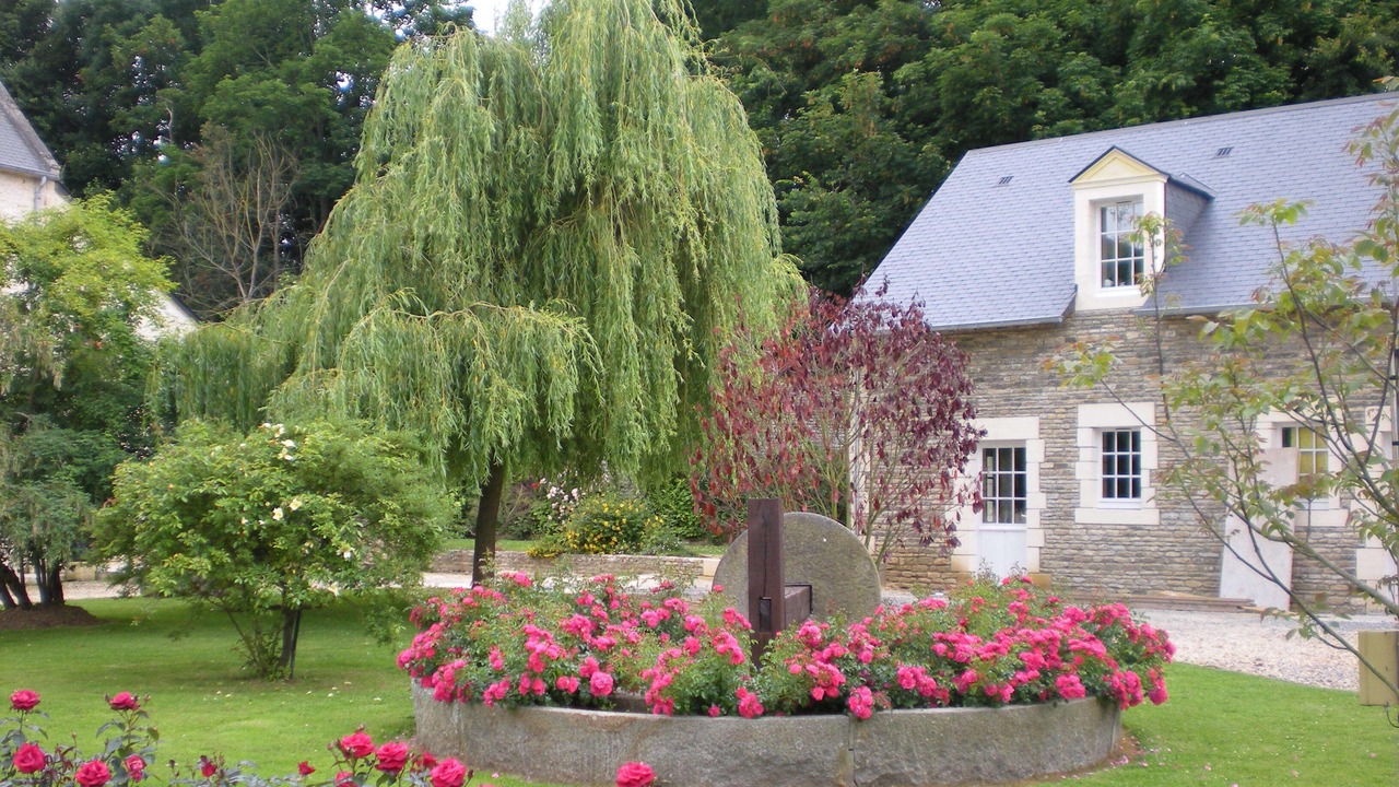 Photo of Outdoor in Crepon