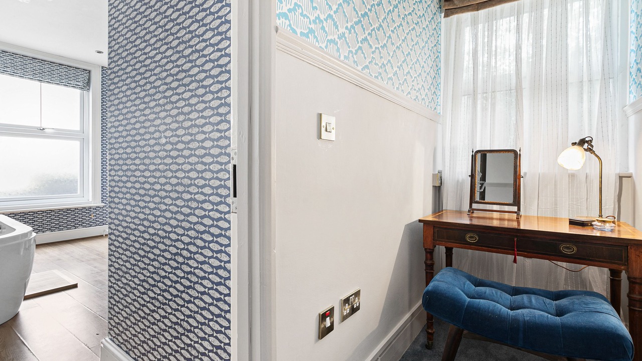 Photo of Bedroom in Torquay City Centre