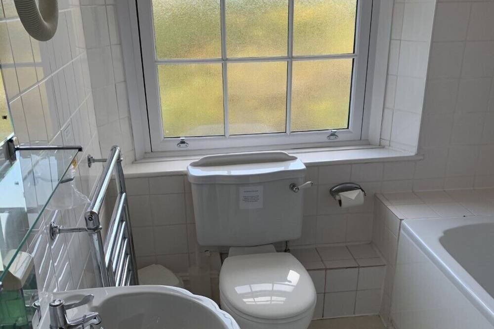 Photo of Bathroom in Bovey Tracey