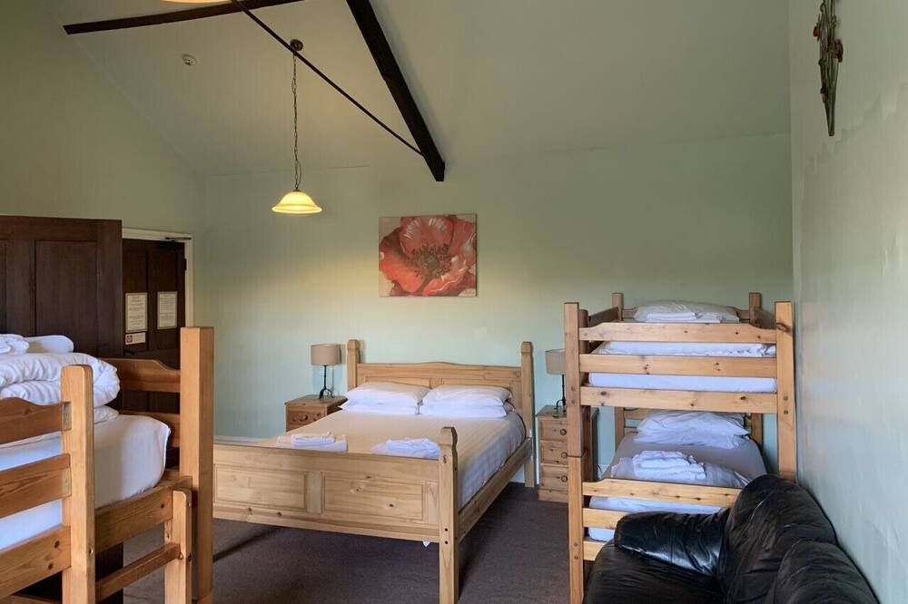 Photo of Bedroom in Bovey Tracey