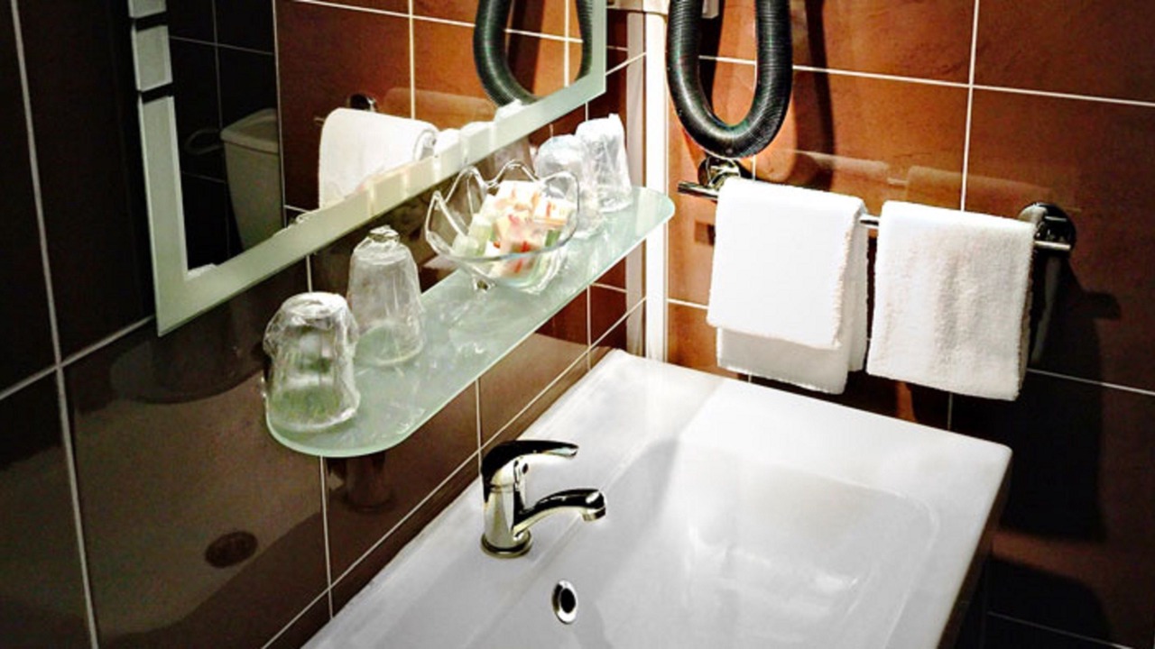 Photo of Bathroom in Chateaudun-Bannier