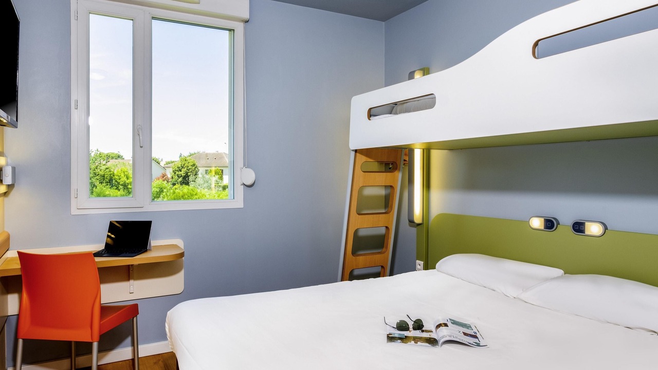 Photo of Bedroom in Limoges