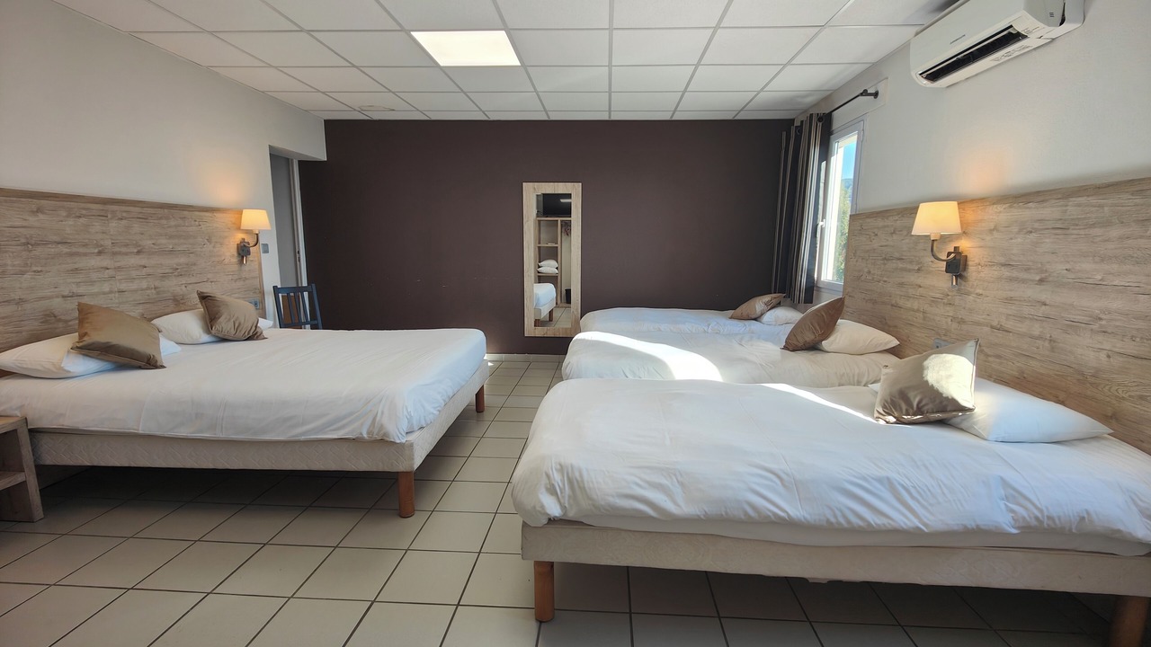 Photo of Bedroom in Millau