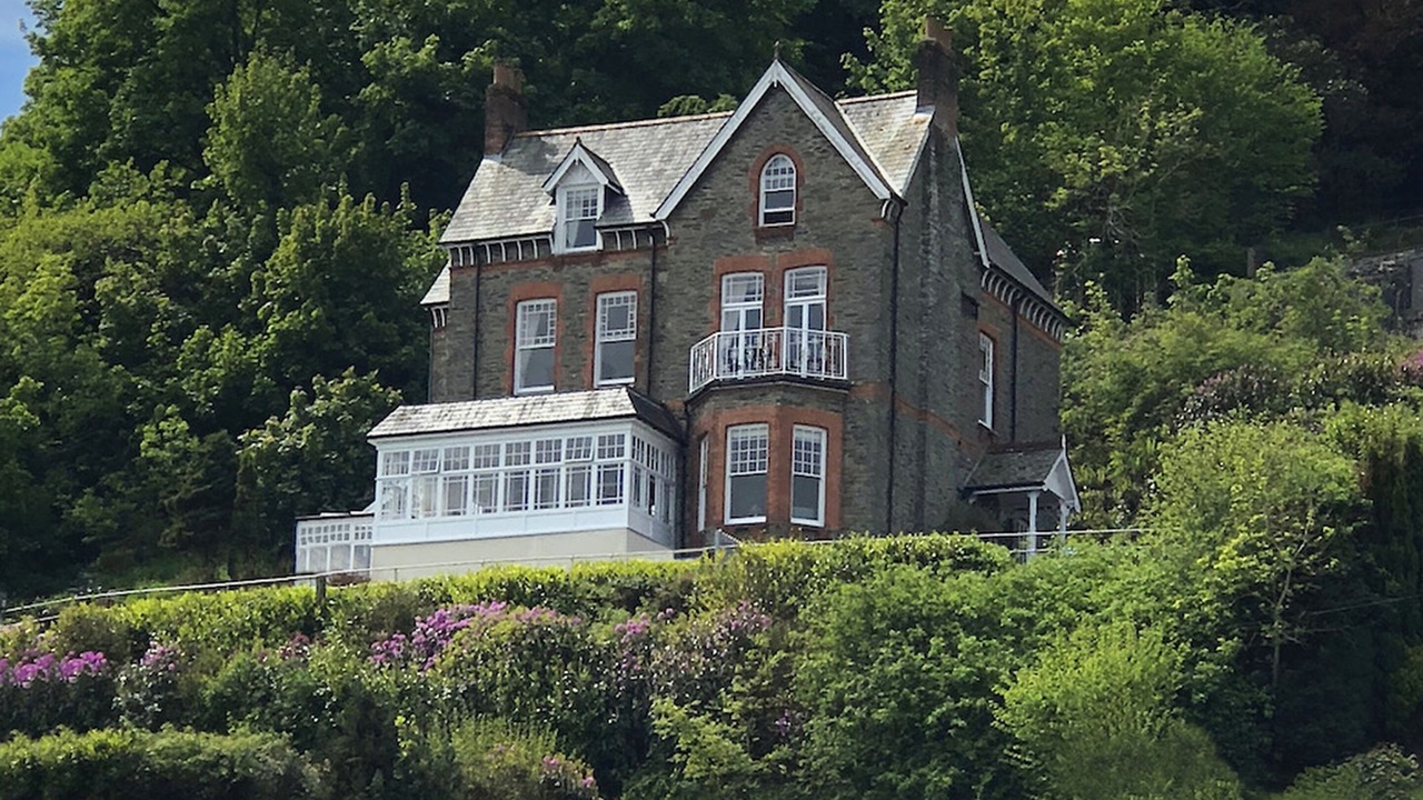 Photo of Outdoor in Lynton