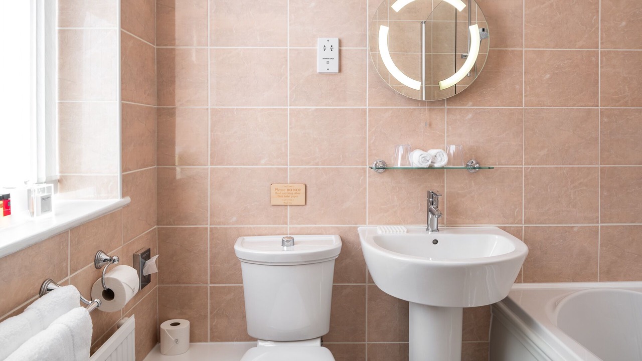 Photo of Bathroom in Lynton