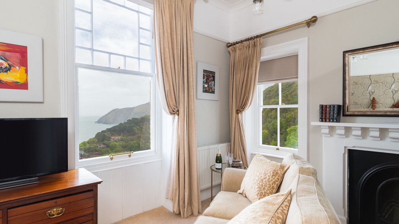 Photo of Bedroom in Lynton