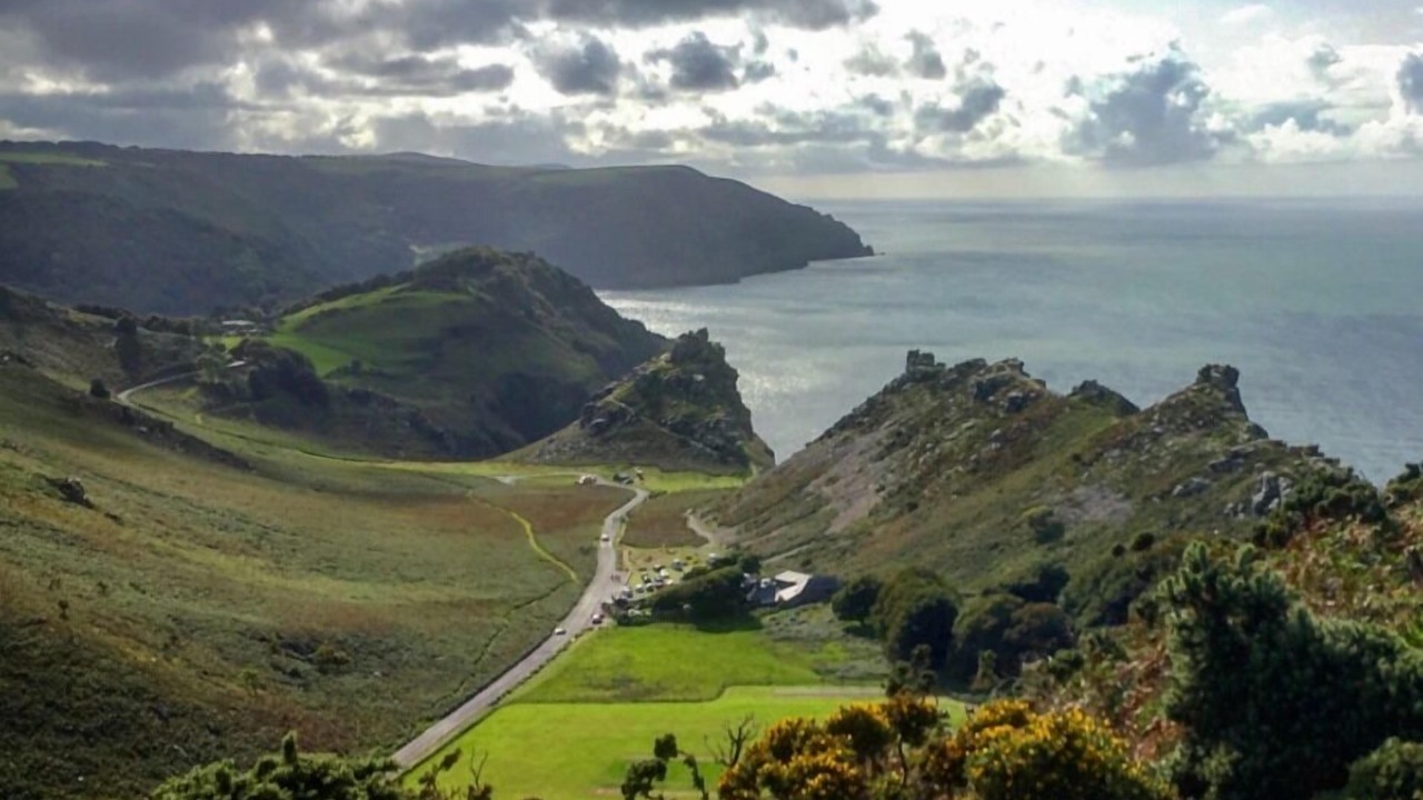 Photo of Others in Lynton