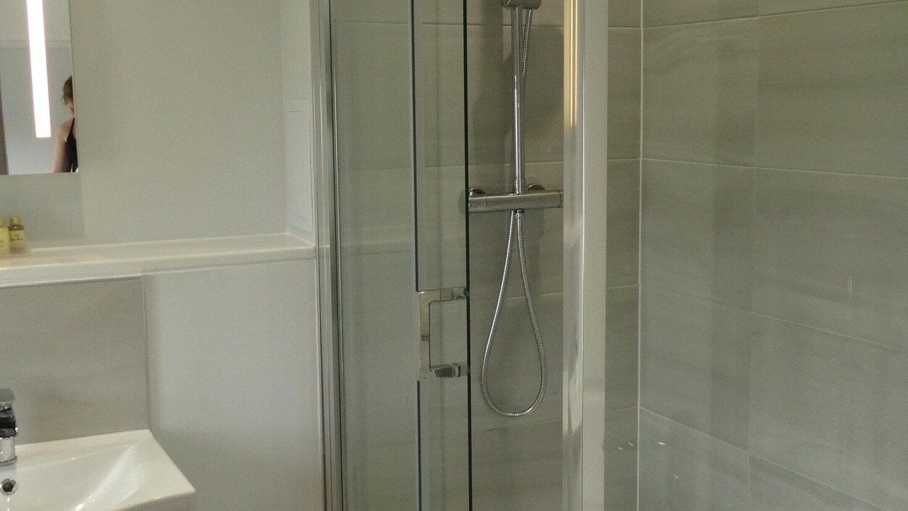 Photo of Bathroom in Ower