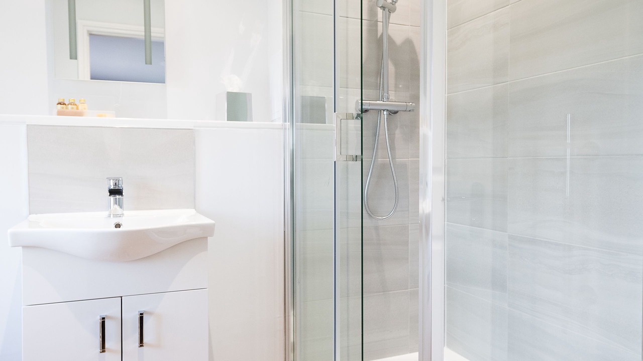 Photo of Others in Ower