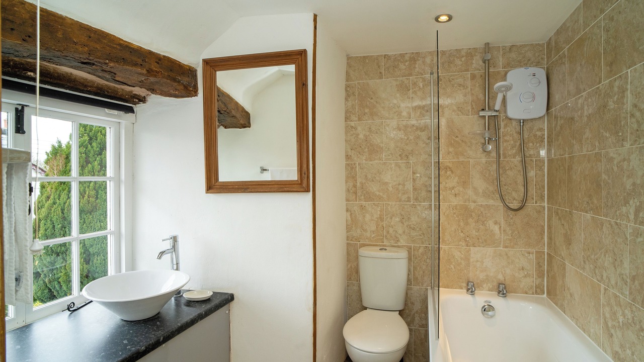 Photo of Bedroom in Dolton