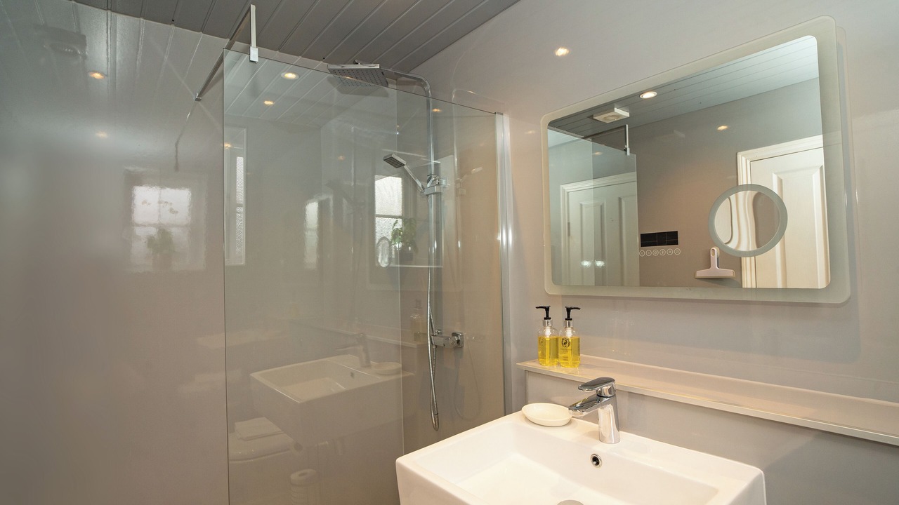 Photo of Bathroom in Dolton