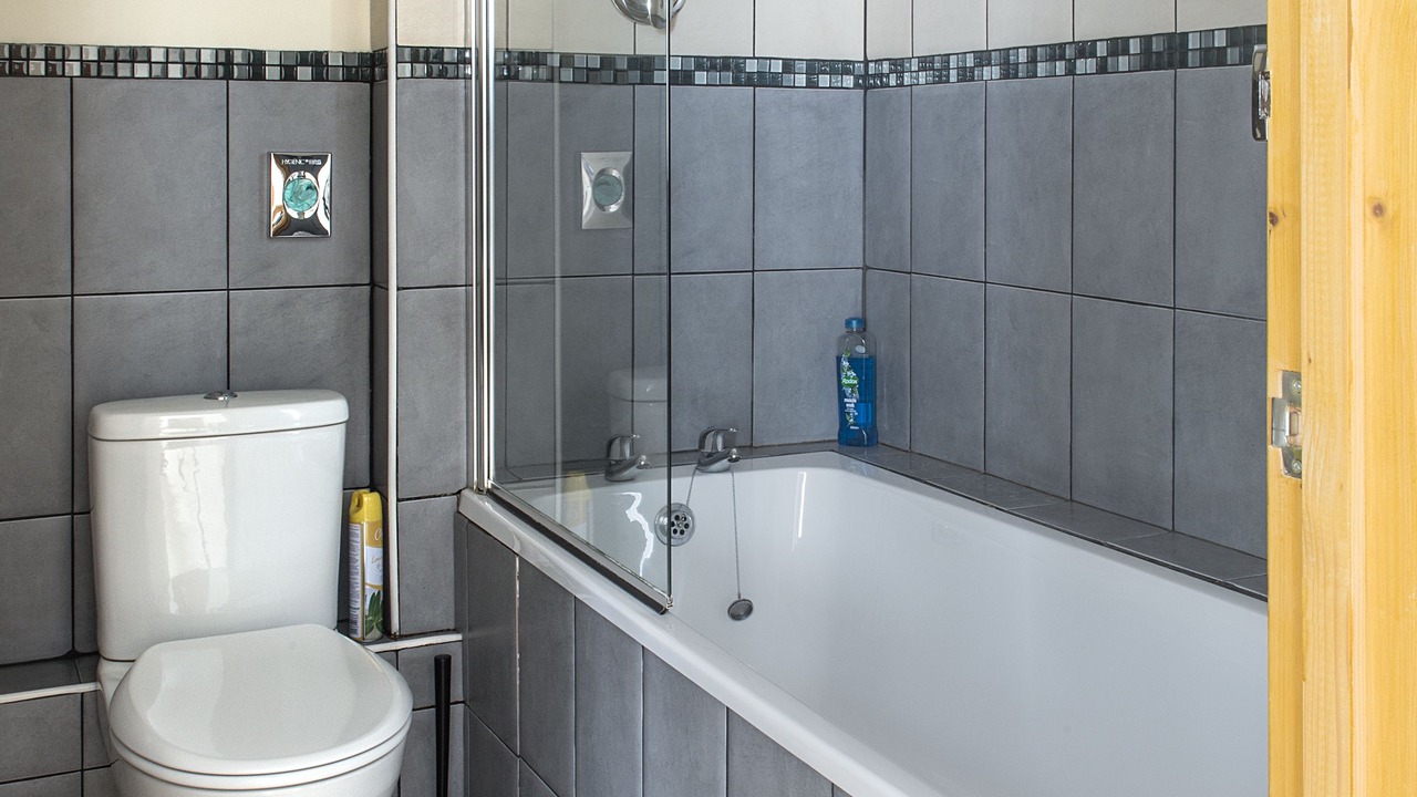 Photo of Bathroom in Laxton