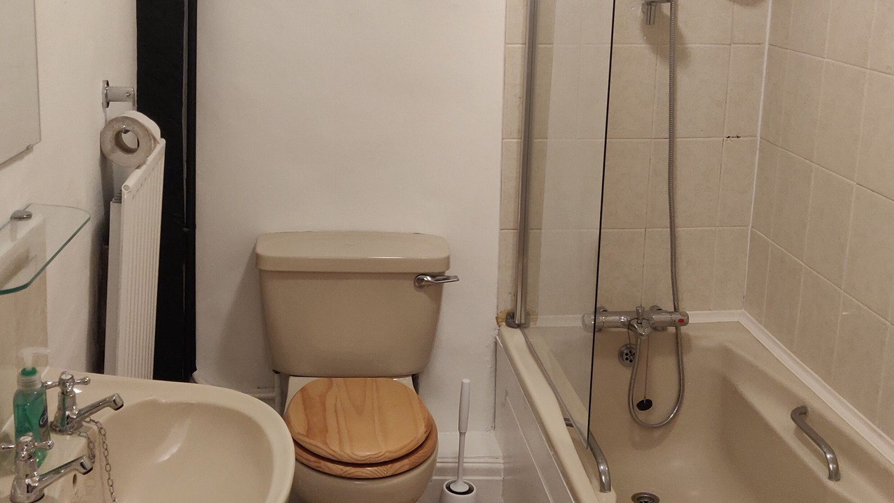 Photo of Bathroom in Much Wenlock