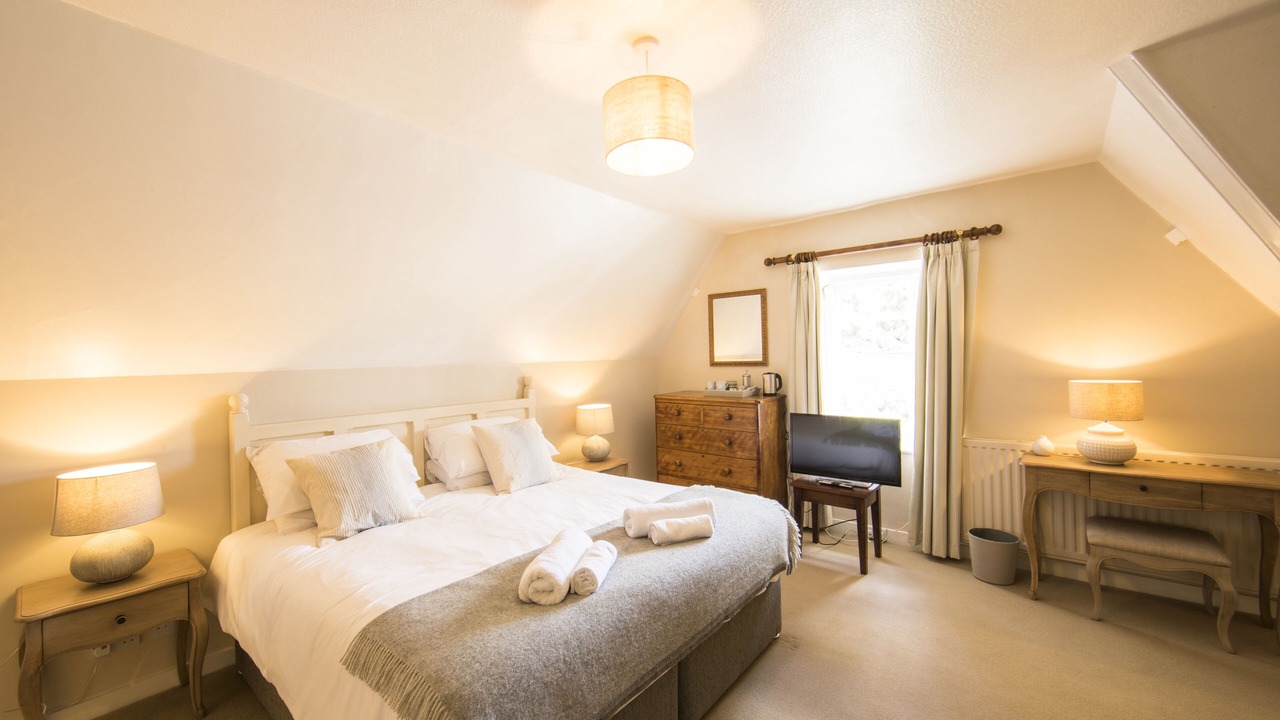 Photo of Bedroom in Melcombe Bingham