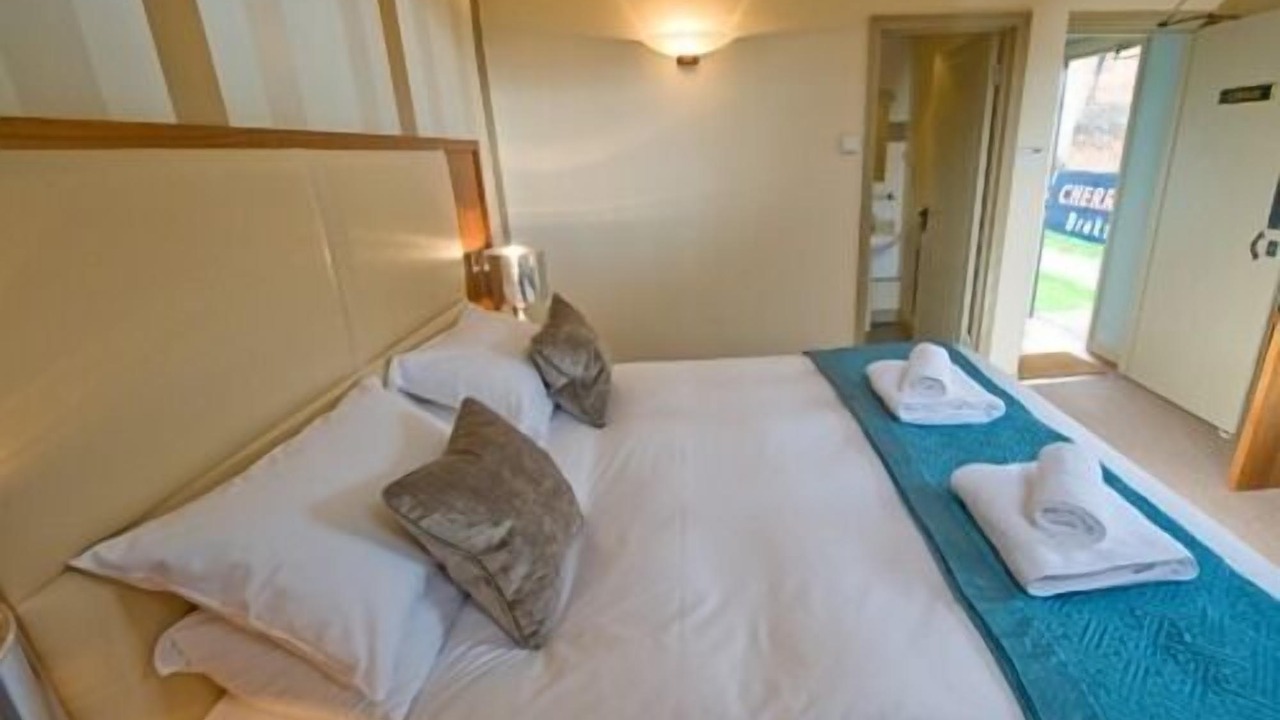 Photo of Bedroom in Stoke Row