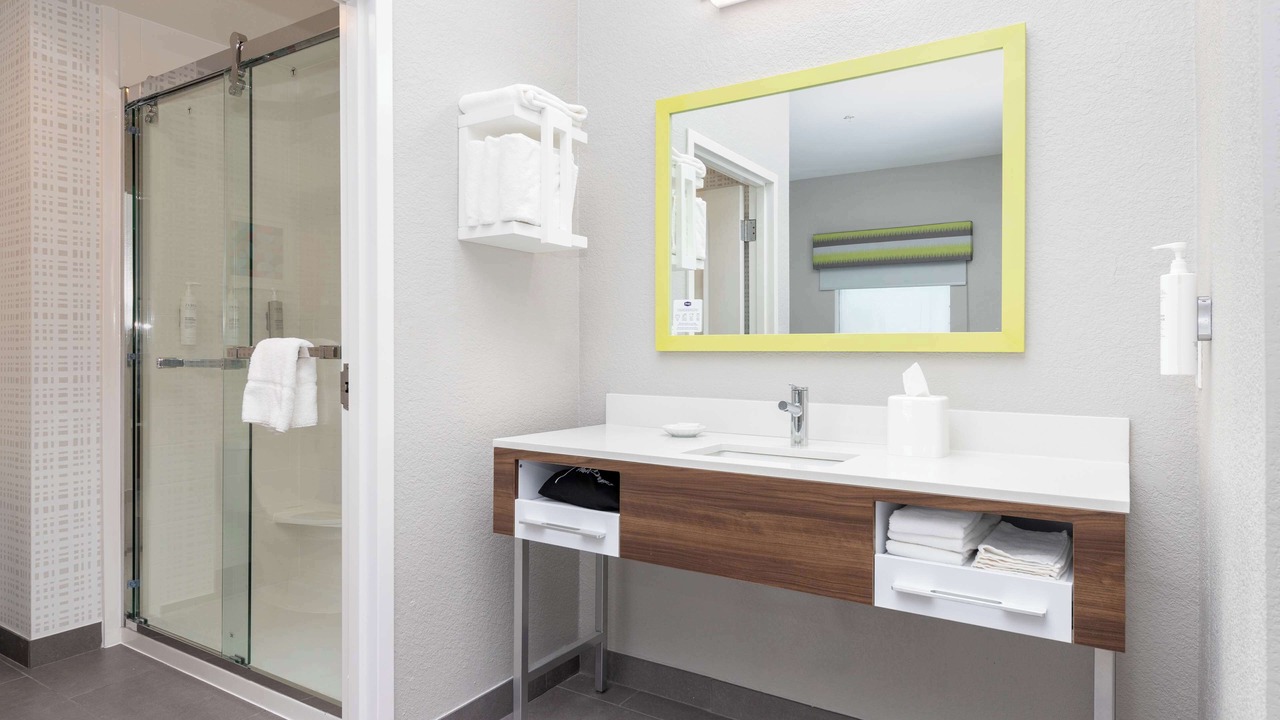 Photo of Bathroom in Clute
