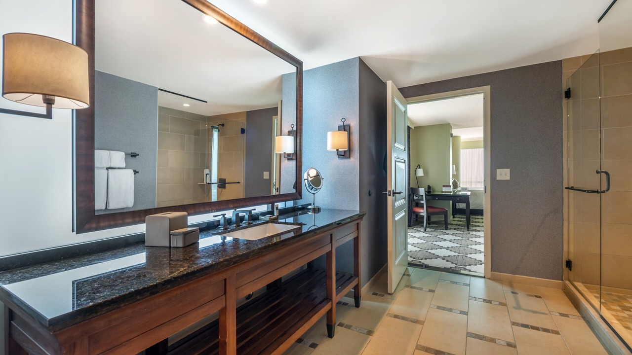 Photo of Bathroom in Downtown Fort Worth