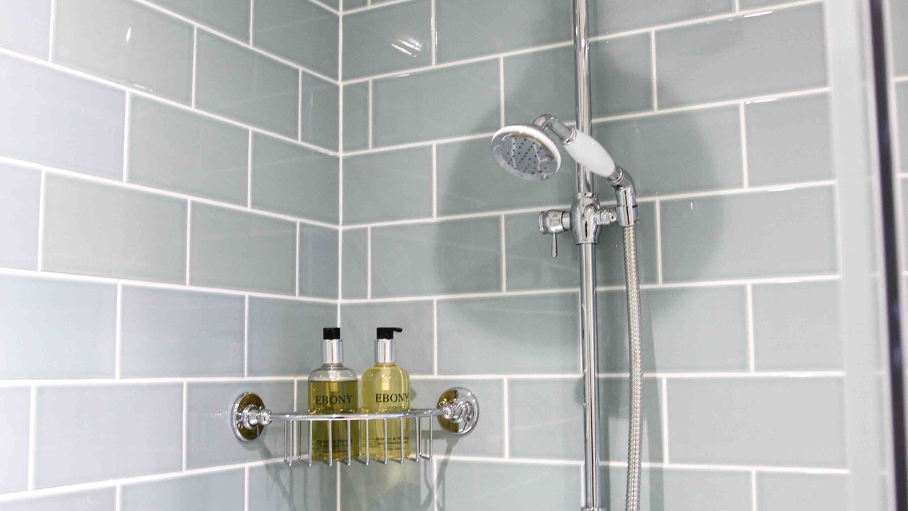 Photo of Bathroom in Corfe Castle Village