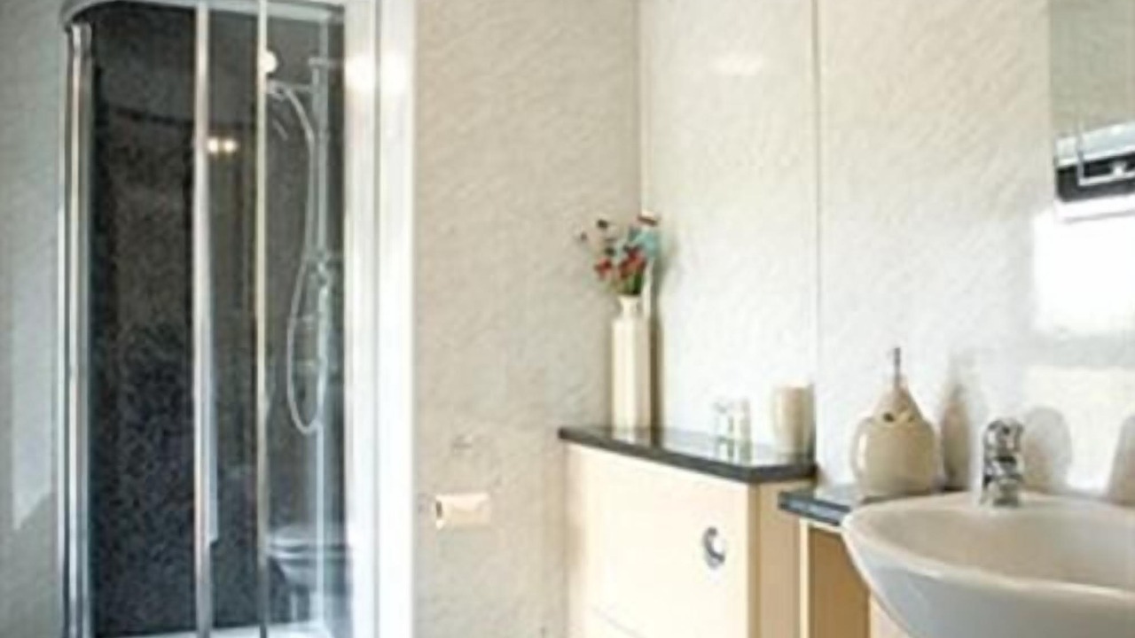 Photo of Bathroom in Haltwhistle