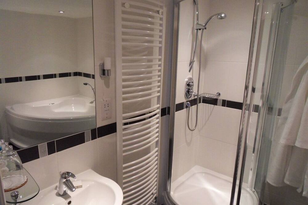 Photo of Bathroom in Temple Sowerby