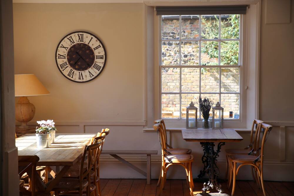 Photo of Others in Worth