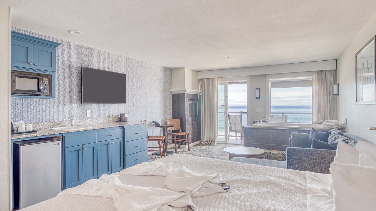 Photo of Bedroom in Lincoln City