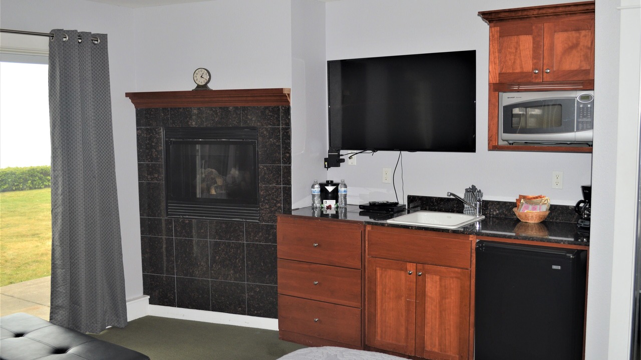 Photo of Bedroom in Lincoln City