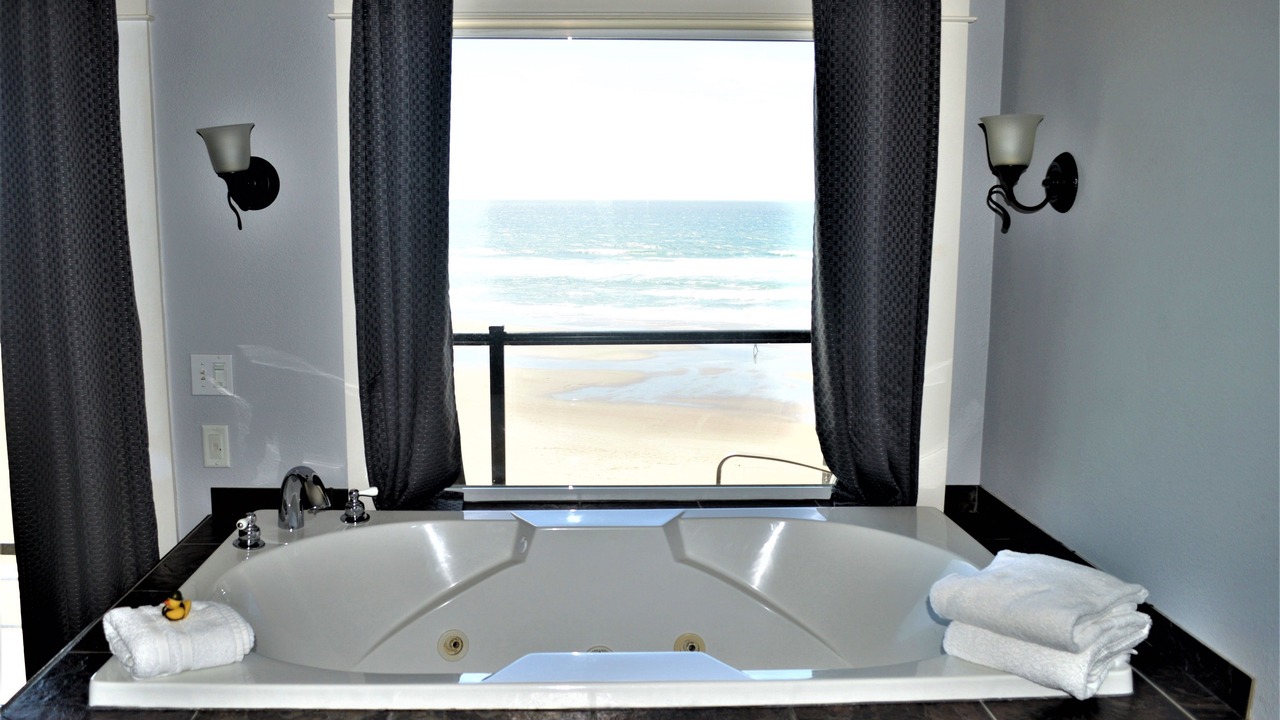 Photo of Bathroom in Lincoln City