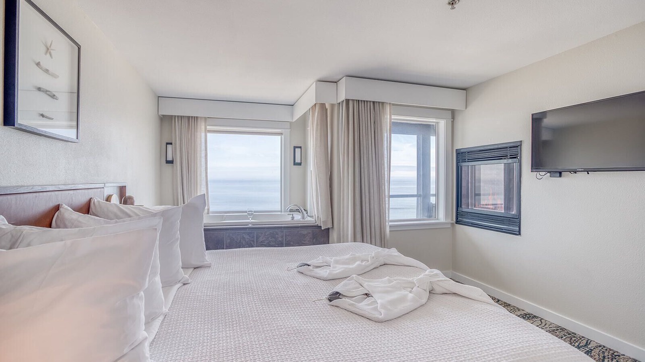 Photo of Bedroom in Lincoln City