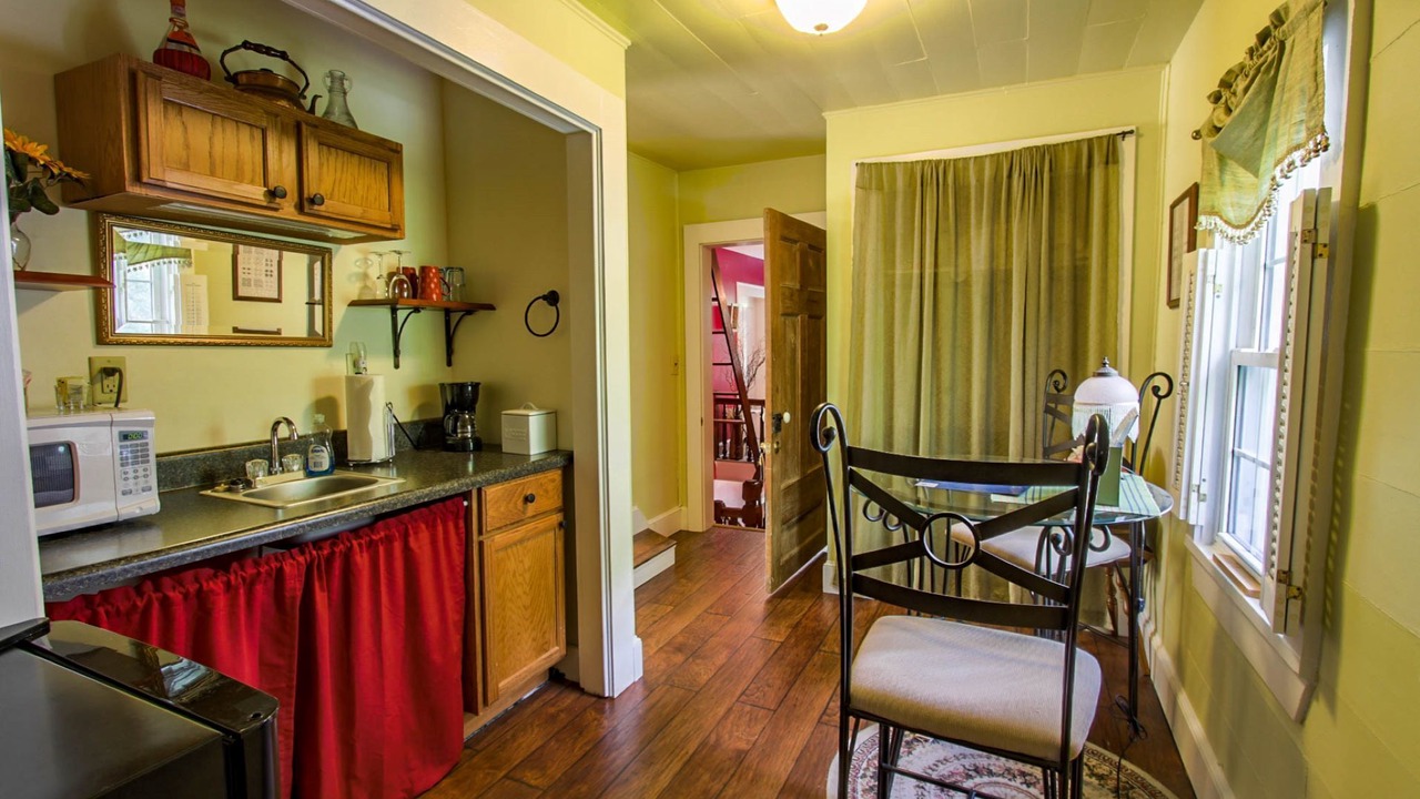 Photo of Bedroom in West Jefferson