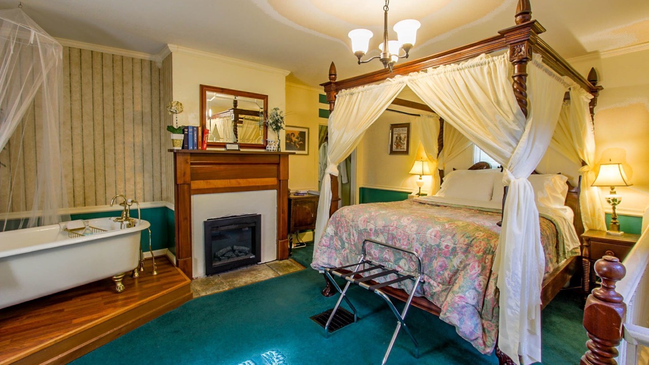 Photo of Bedroom in West Jefferson