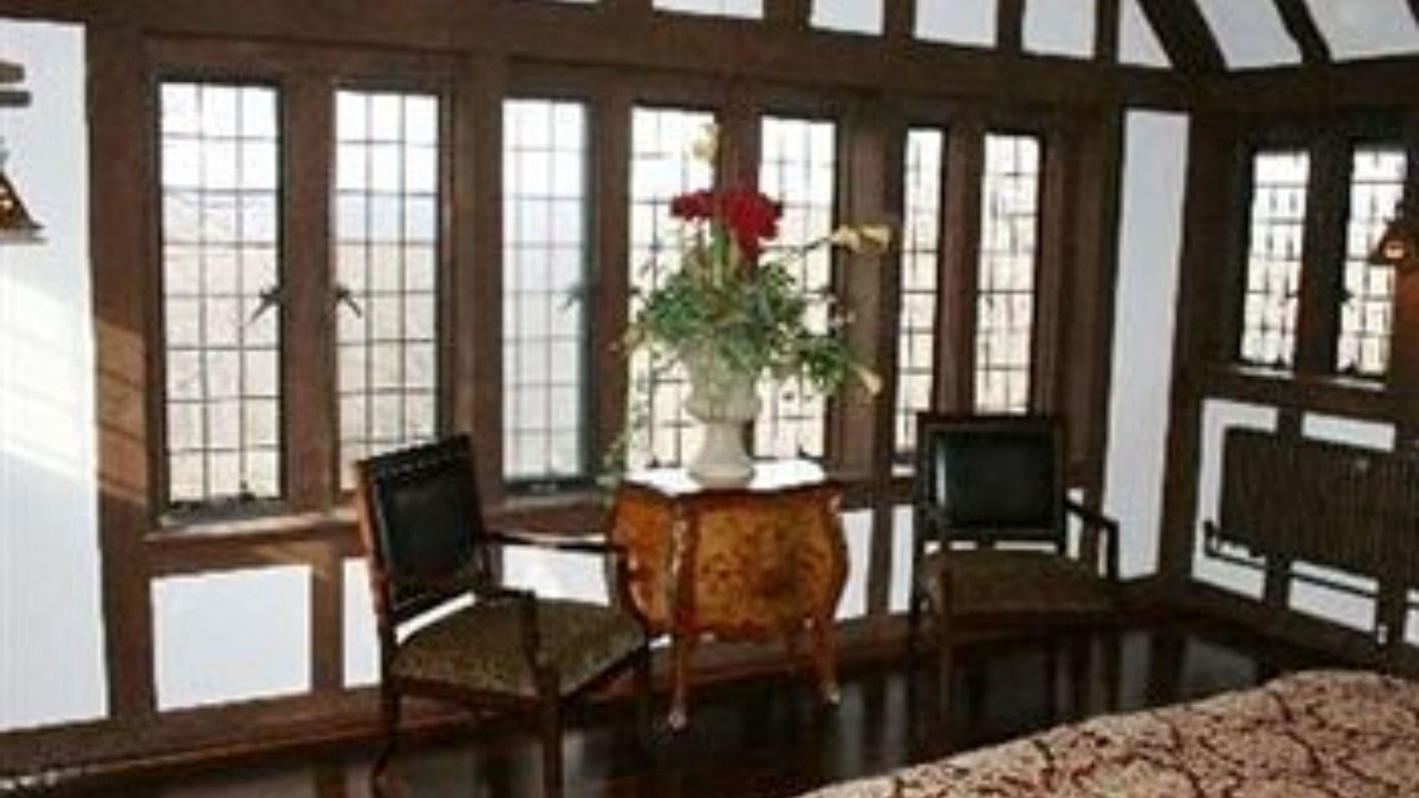 Photo of Others in Ringwood