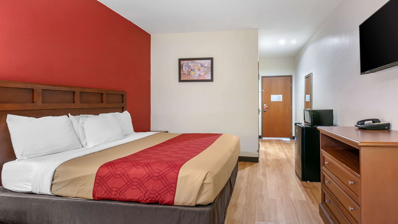 Photo of Bedroom in Eutaw