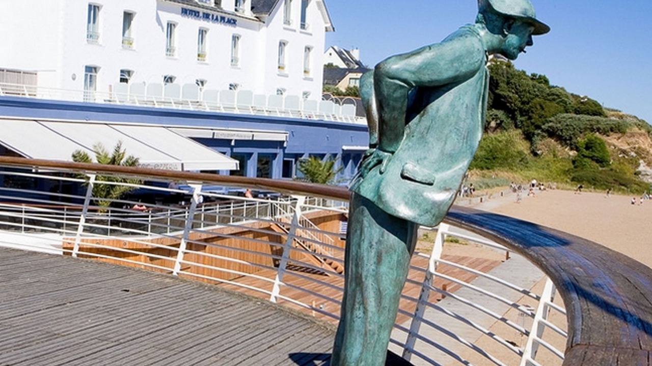 Photo of Others in Saint-Marc-sur-Mer