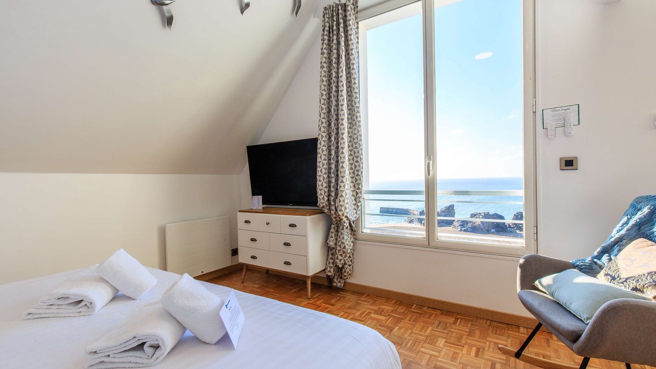 Photo of Bedroom in Saint-Marc-sur-Mer