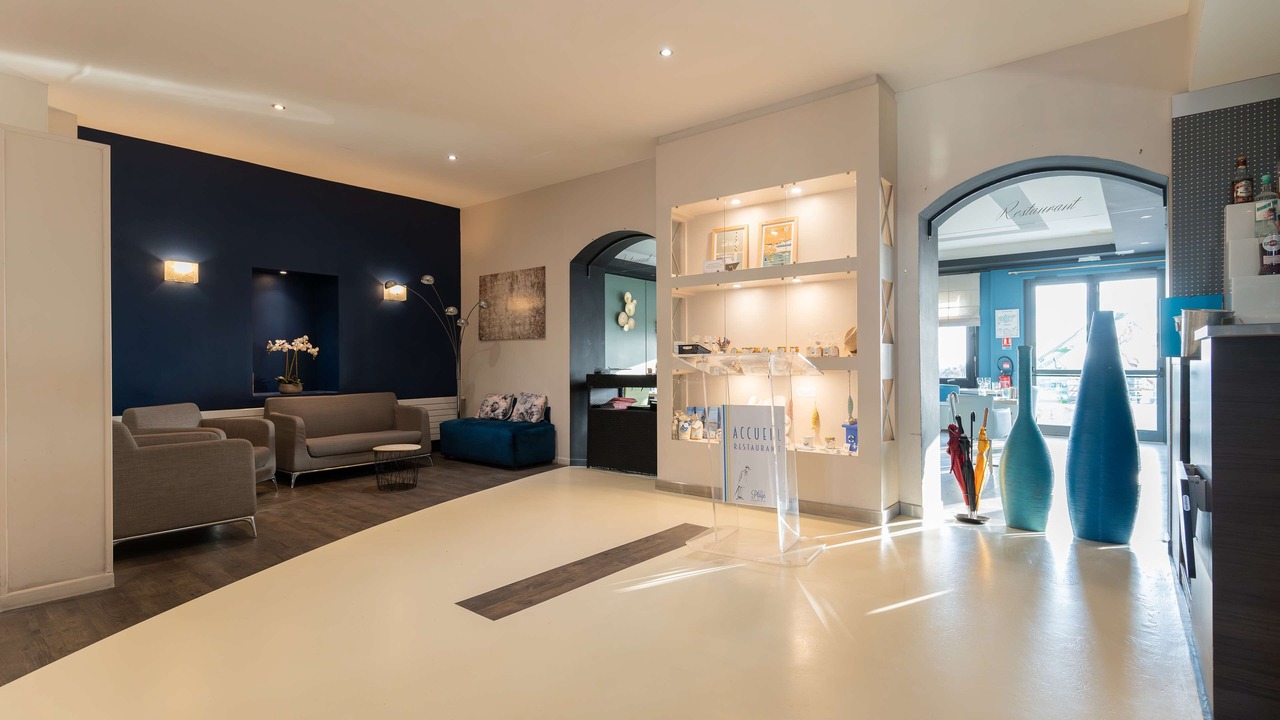 Photo of Others in Saint-Marc-sur-Mer