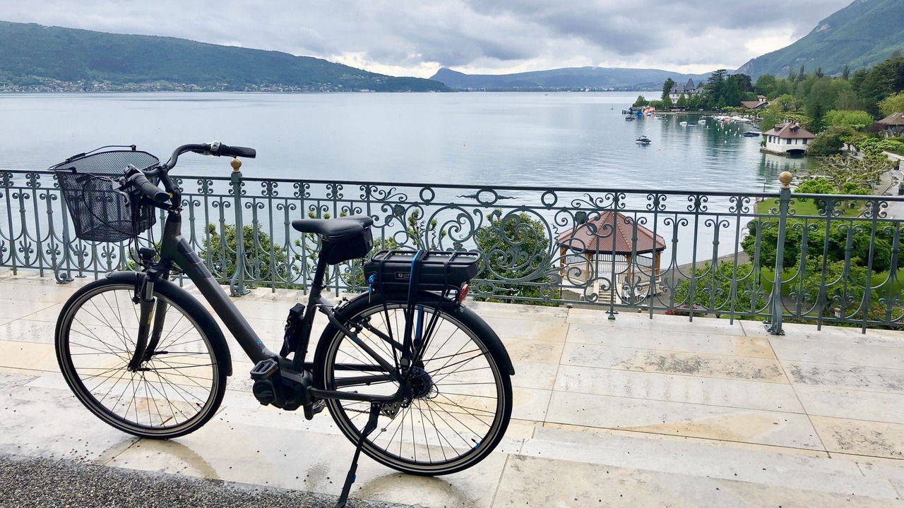Photo of Outdoor in Menthon-Saint-Bernard