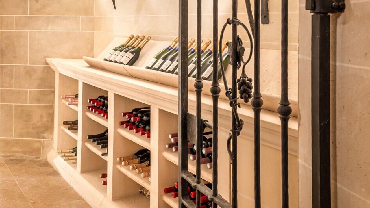 Photo of Bedroom in Royallieu Village